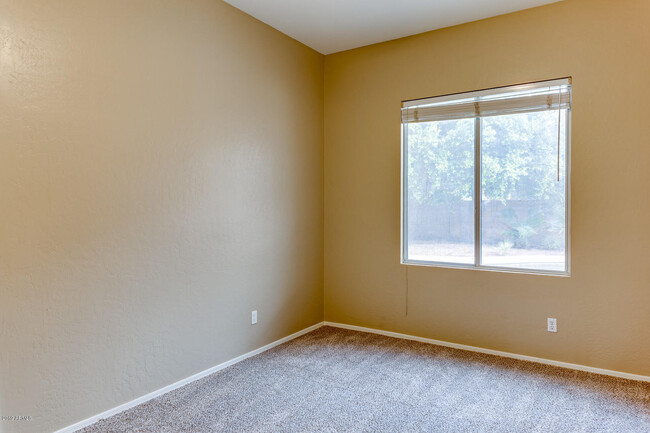 Building Photo - 966 W Citrus Way