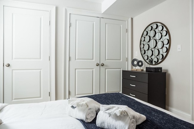 Building Photo - 126 Columbia Rd