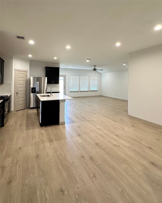 Building Photo - 4230 Big Frk Ct