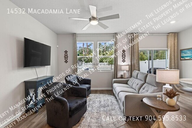 Building Photo - 14532 Macadamia Ln