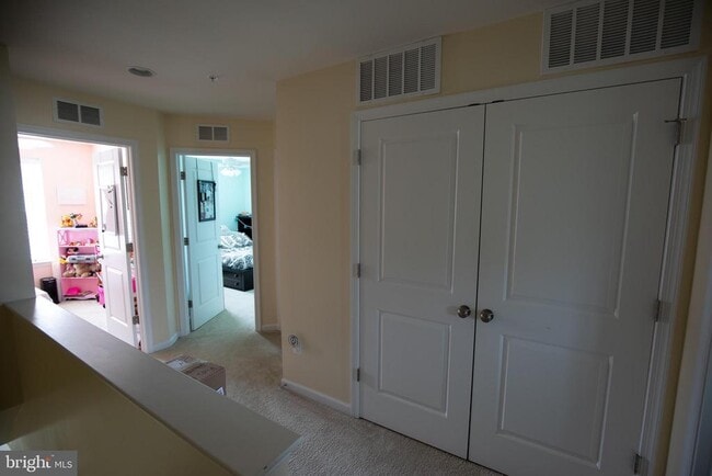 Building Photo - 43754 Winterberry Wy