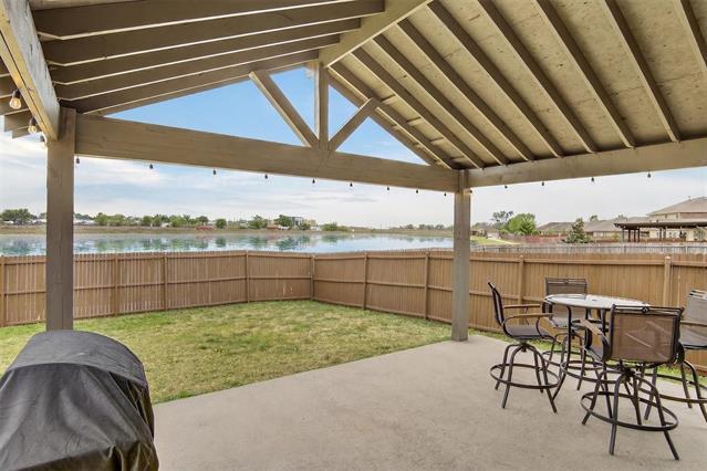 Building Photo - 1212 River Oak Ln