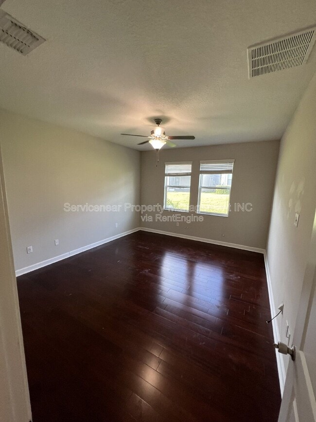 Building Photo - 939 Terra Vista St