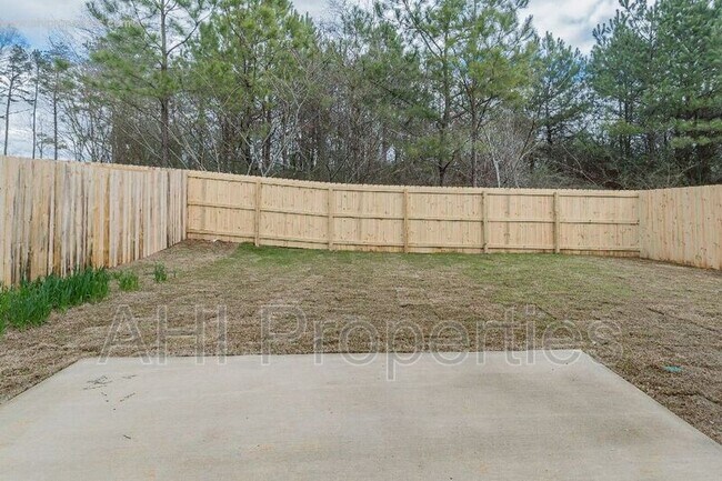 Building Photo - 3535 Misty Hollow Dr