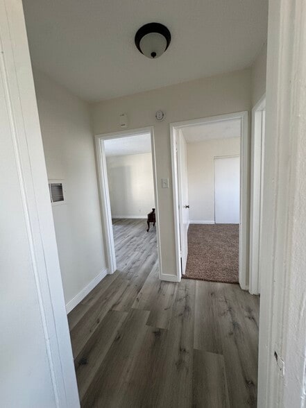 Building Photo - 2108 San Anseline Ave
