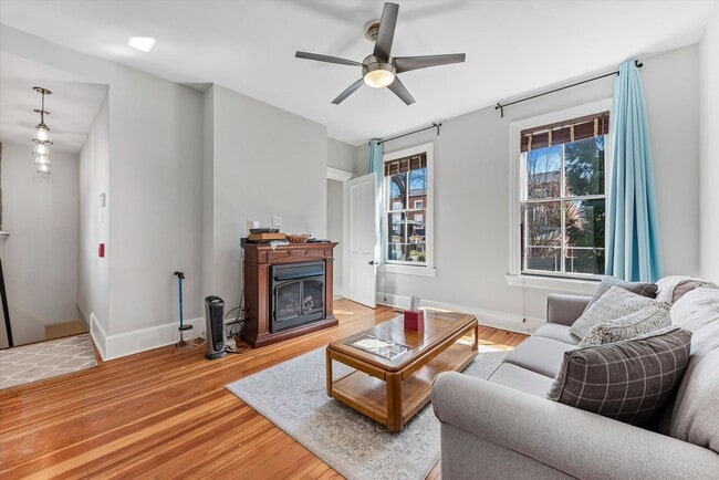 Building Photo - 201 W Barnard St