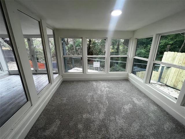 Building Photo - 208 Cliffdale Ave