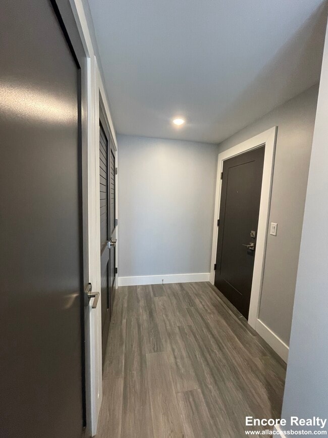 Building Photo - 365 Western Ave