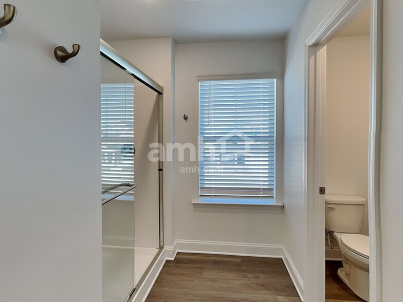 Building Photo - 3509 Jefferson Cor Ln