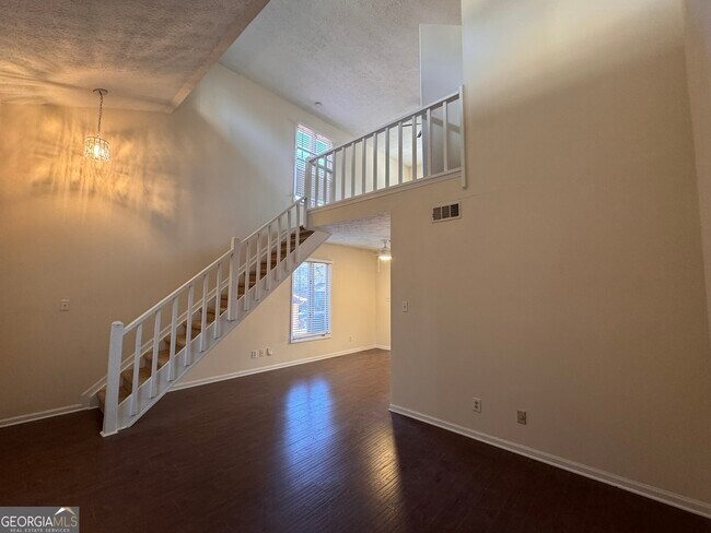 Building Photo - 1717 Wynndowne Trail