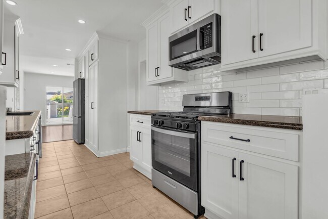 Building Photo - 4818 138th St