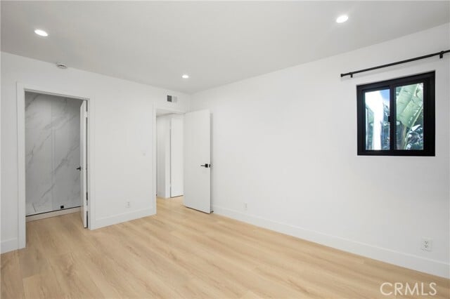 Building Photo - 33781 Silver Lantern St