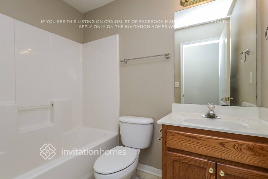 Building Photo - 1119 River Green Ct