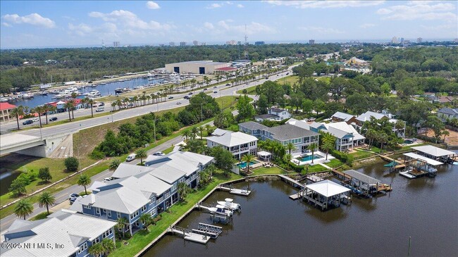 Building Photo - 2260 Beach Blvd