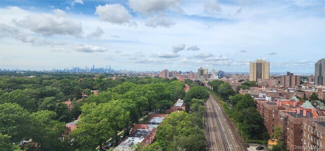 Building Photo - 118-17 Union Tpke Un