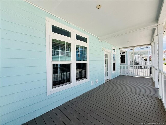 Building Photo - 35 NE Nautical Dr