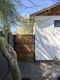 Building Photo - 1027 E McKinley St