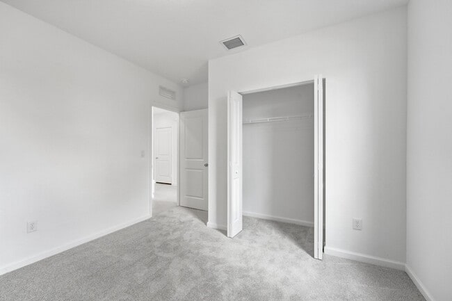 Building Photo - 10835 NW Moon Rise Ln