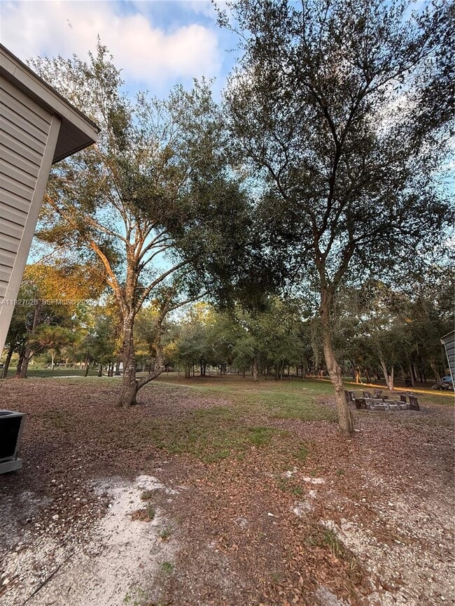 Building Photo - 455 S Coral St