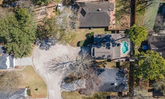 Building Photo - 20707 Redbud Trail