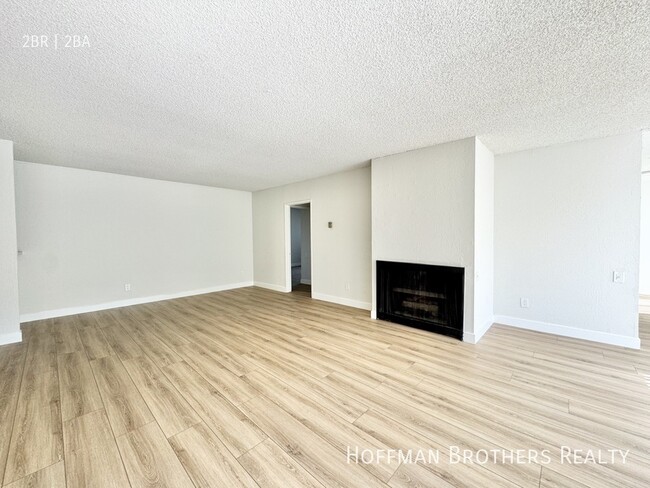 Building Photo - 1000 N Doheny Dr West Hollywood, CA 90069