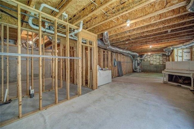 Building Photo - 716 Parkside Dr