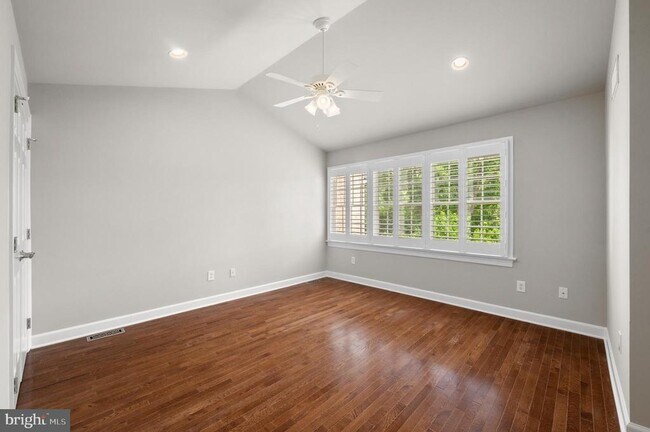 Building Photo - 721 N Sumneytown Pike