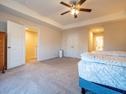 Building Photo - HUGE Owner's Suite!