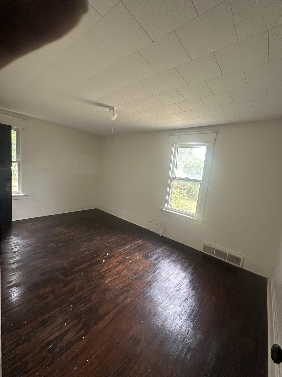 Building Photo - 109 Hill St