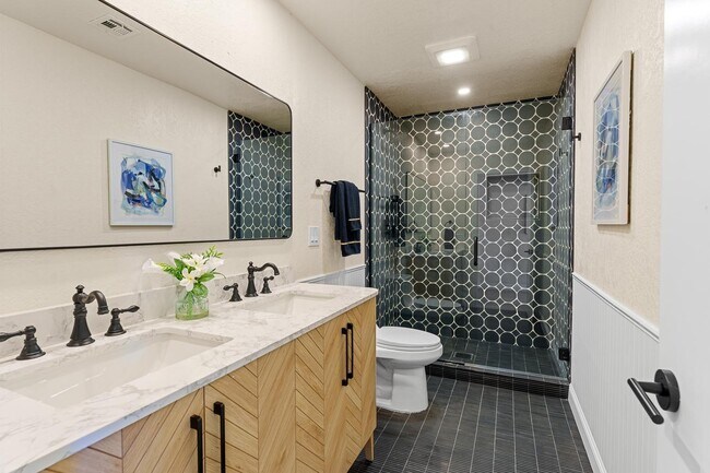 Building Photo - 44350 Michigan Ct