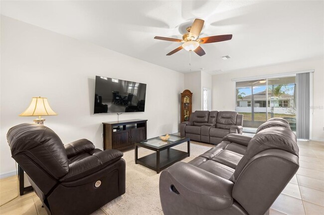 Building Photo - 13562 Paddington Wy