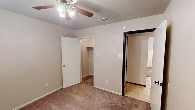 Building Photo - 3605 Coral Bay Ln
