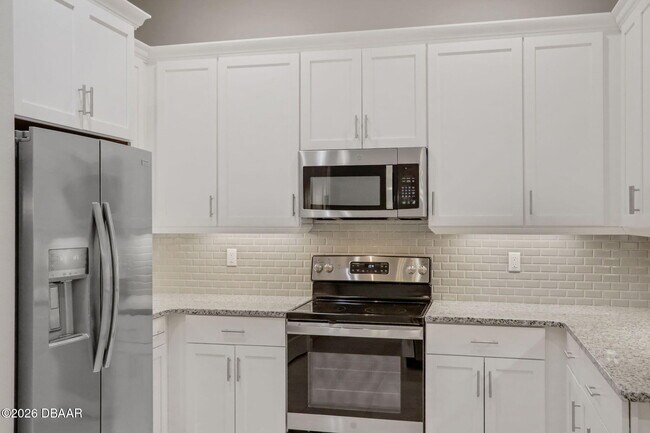 Building Photo - 78 Longridge Ln