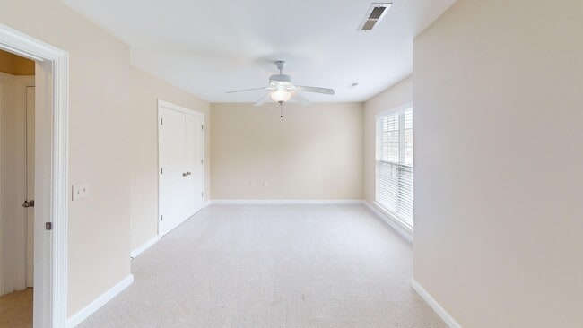 Building Photo - 378 Summergate Dr