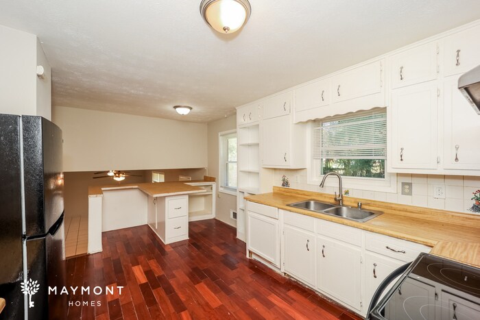 Building Photo - 7312 Penland Dr