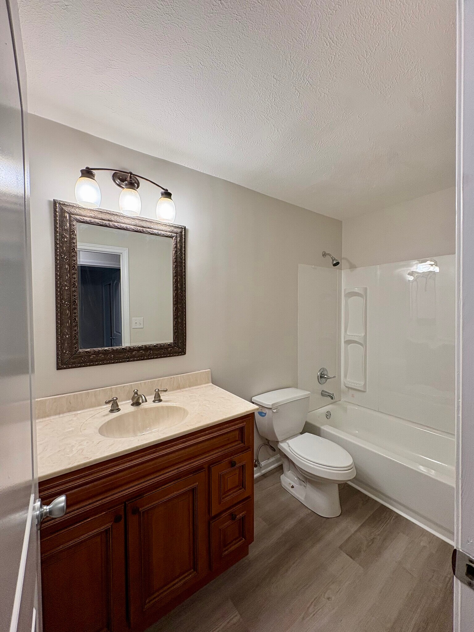 Building Photo - 2605 Yuma Dr