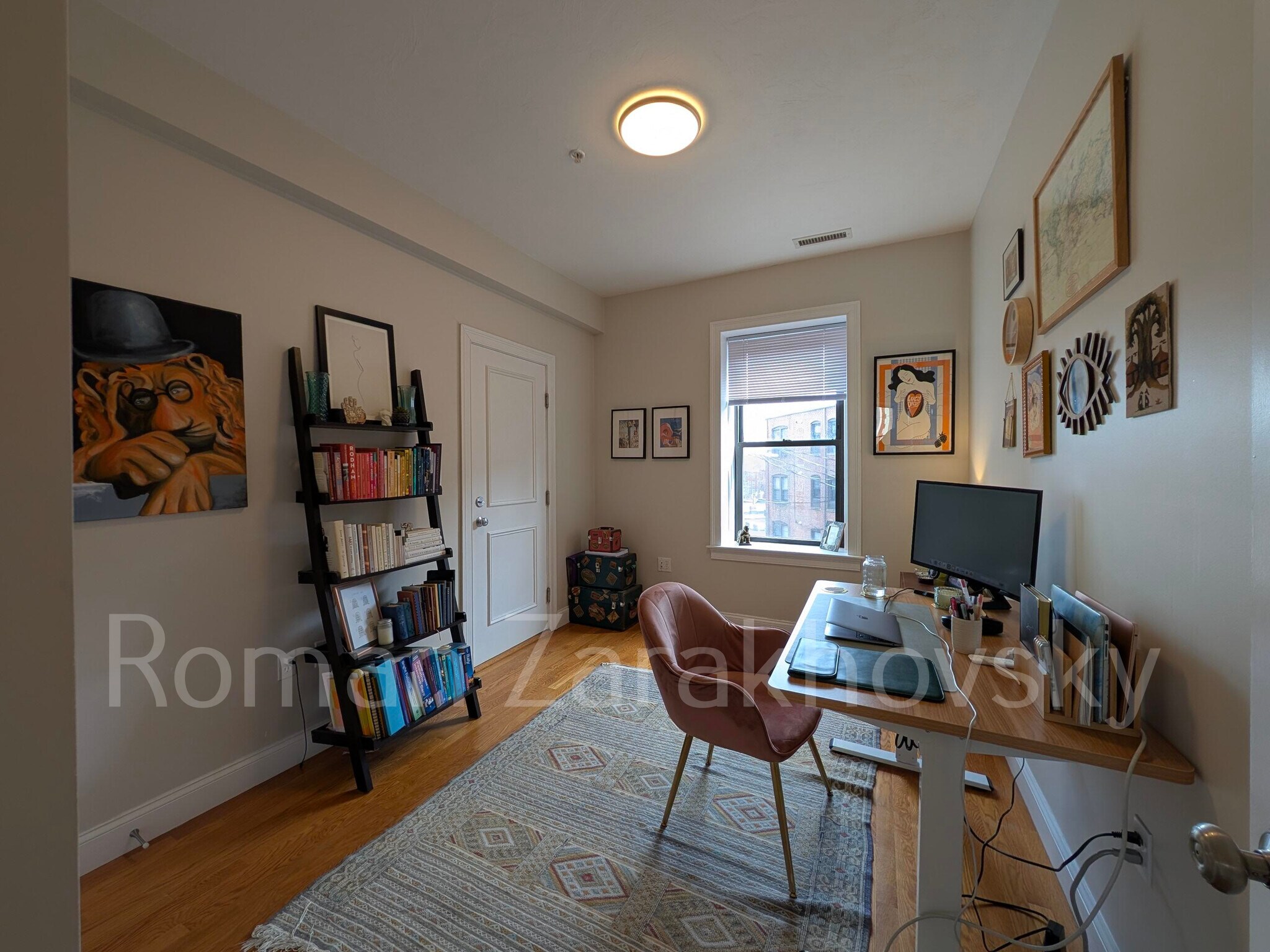 Building Photo - 7 Sutherland Rd