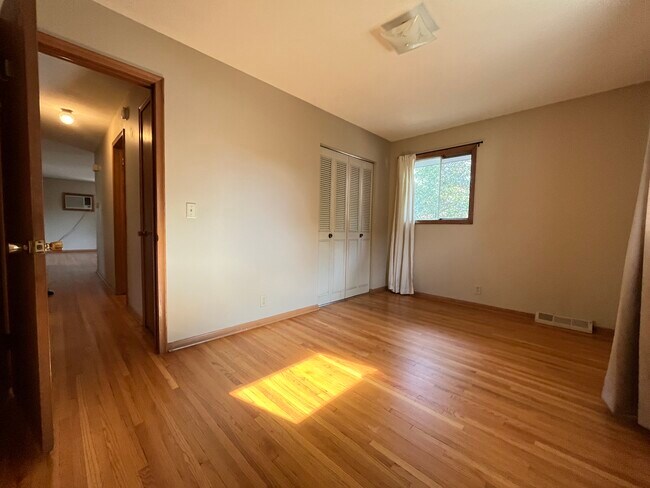 Building Photo - 5858 Washburn Ave S