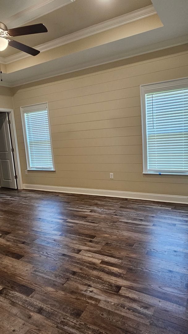 Building Photo - Knights Landing four bedroom home