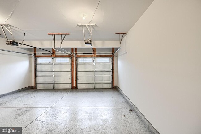 Building Photo - 13605 Otono Dr