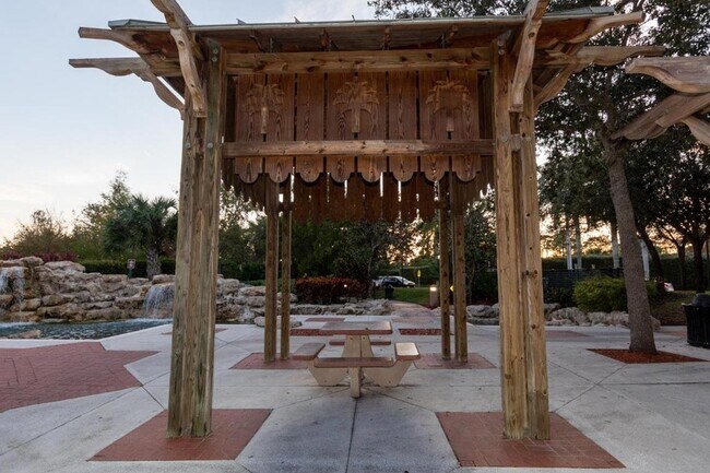 Building Photo - 120 Sparrow Dr