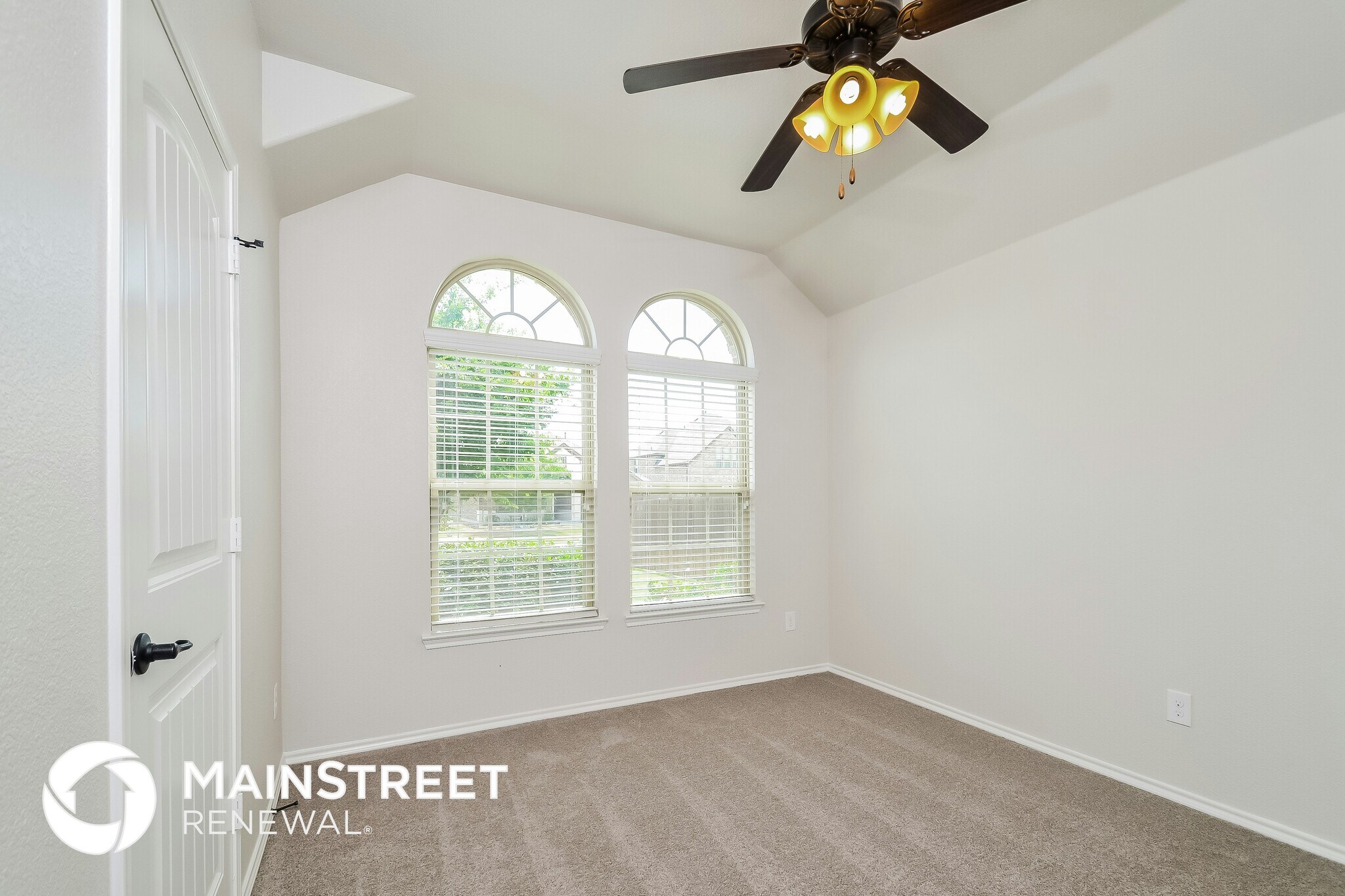 Building Photo - 2008 Lake Harvest Cir