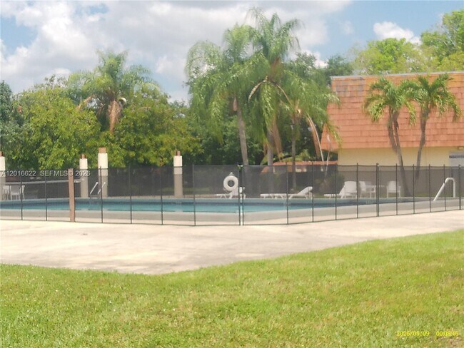 Building Photo - 8172 S Coral Cir
