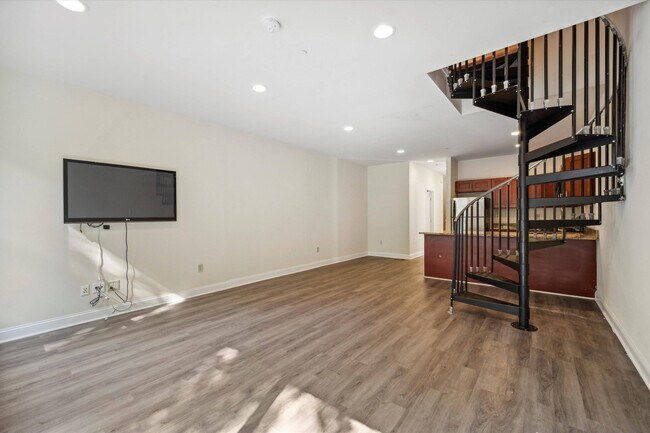 Building Photo - 1916 N 18th St