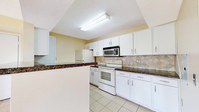 Building Photo - 15077 SW 103rd Ter