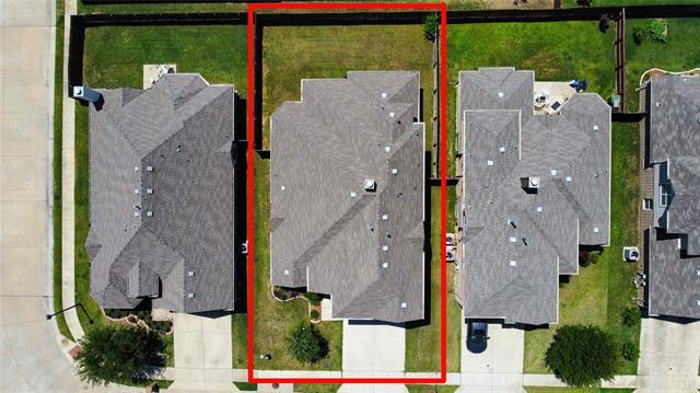 Building Photo - 1442 Wellesley Dr