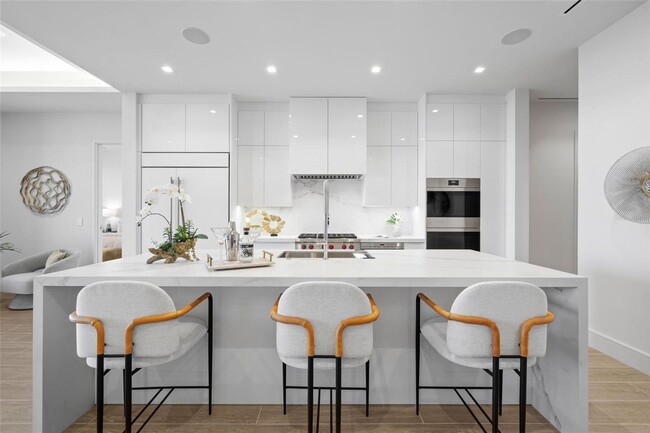 Building Photo - Unfurnished Luxury Rental at The St. Regis Longboat Key