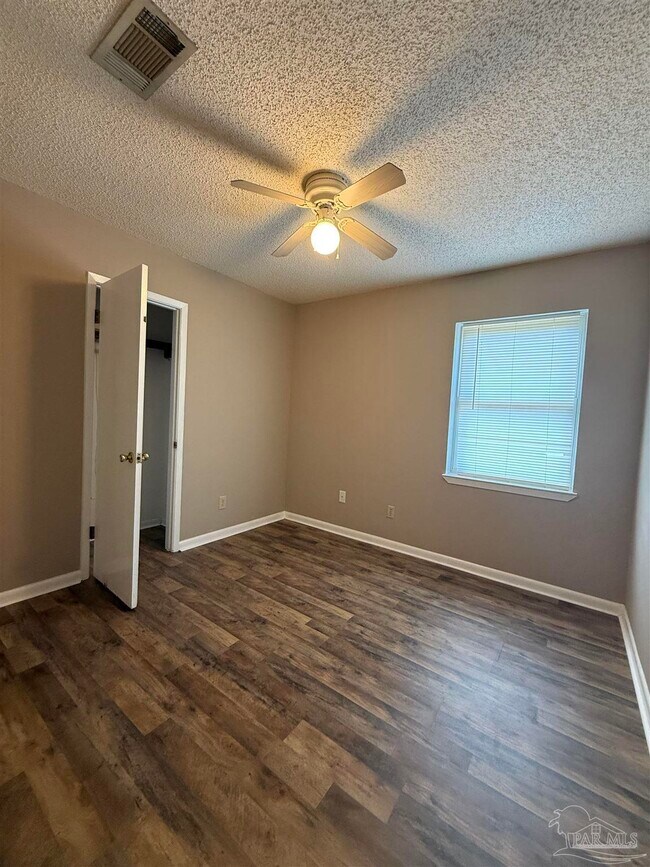 Building Photo - 4204 W Avenida De Golf