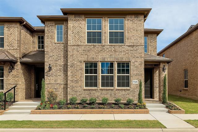 Building Photo - 930 Estelle Dr