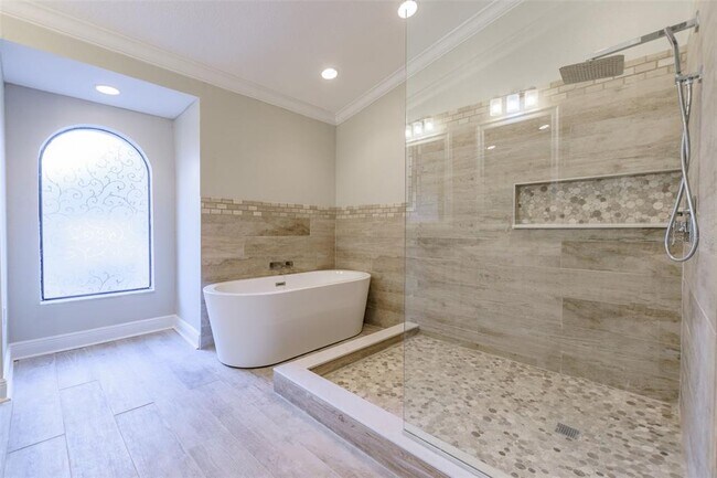 Building Photo - 2709 Herndon St